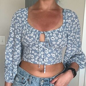 Wild Fable Blue Floral Crop Top